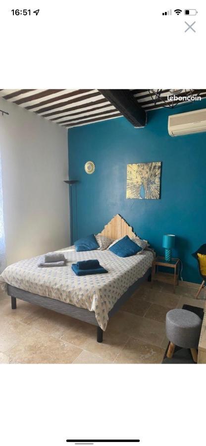 Studio De Charme Le Clos De L'Etang + Place De Parking LʼIsle-sur-la-Sorgue Dış mekan fotoğraf